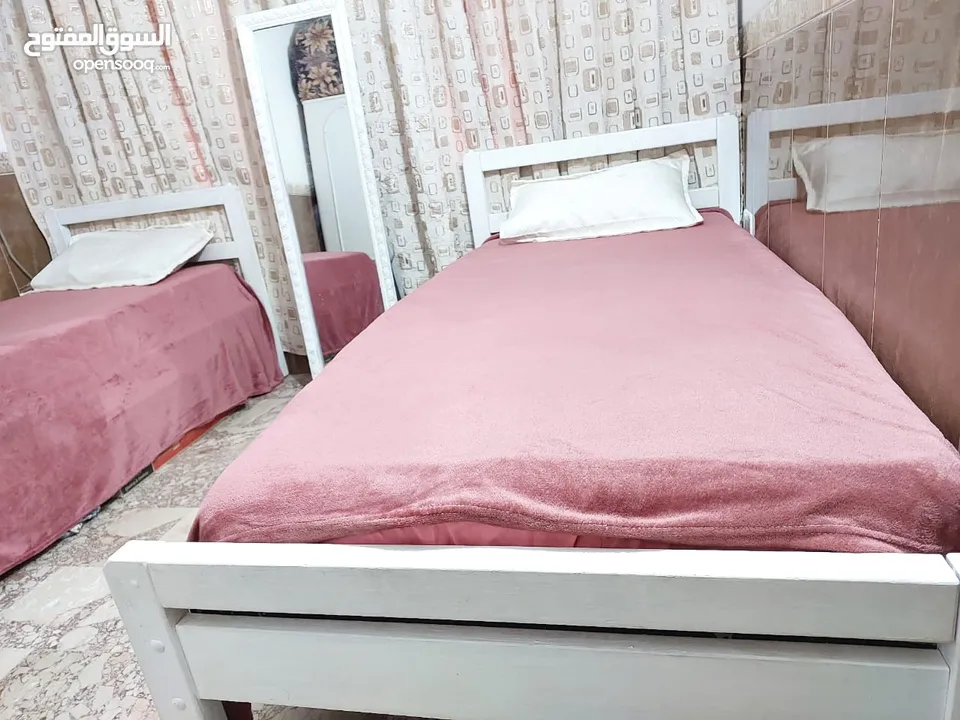 غرف نوم للبيع