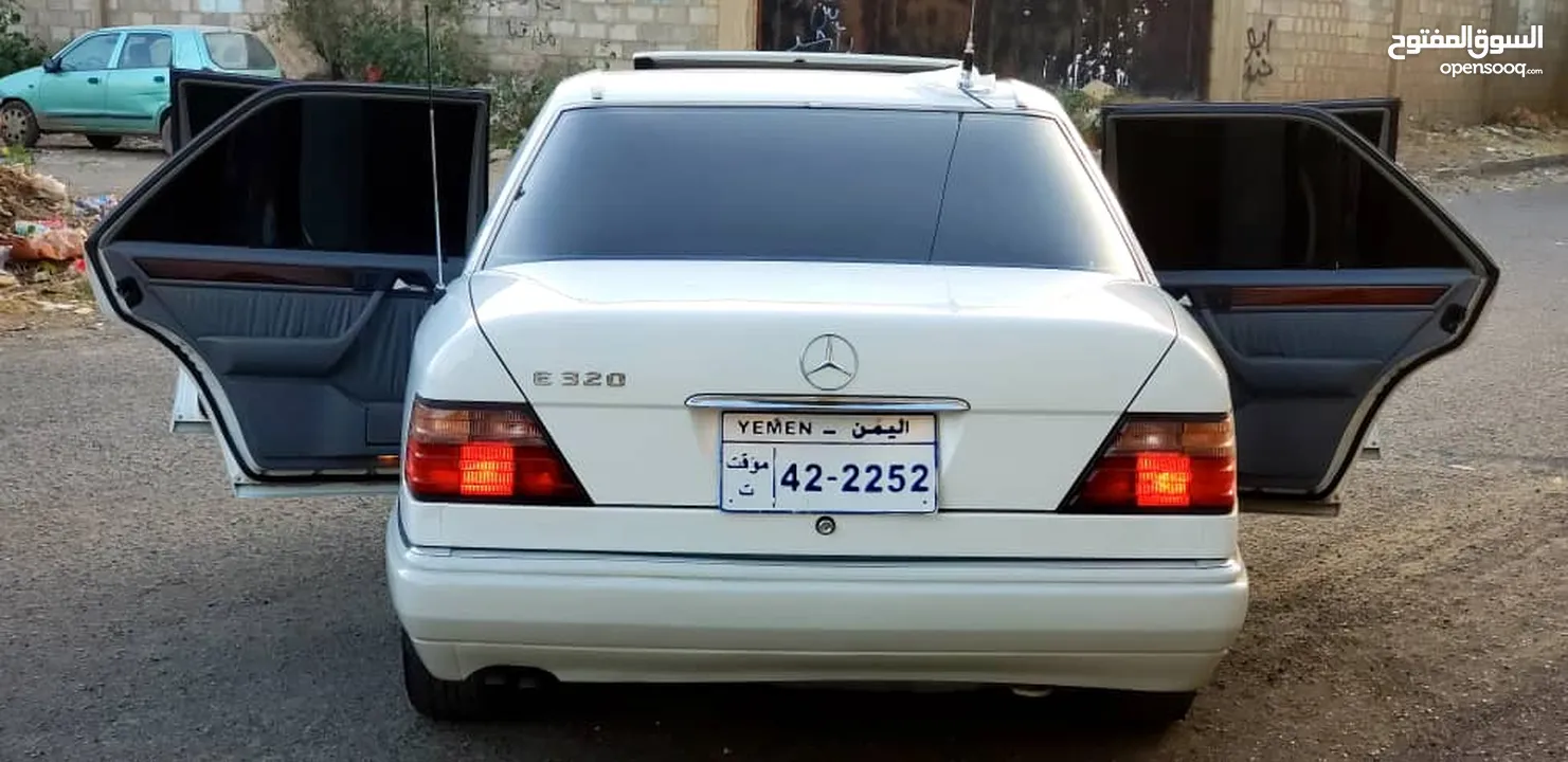 مرسيدس أرنب  E320  w124