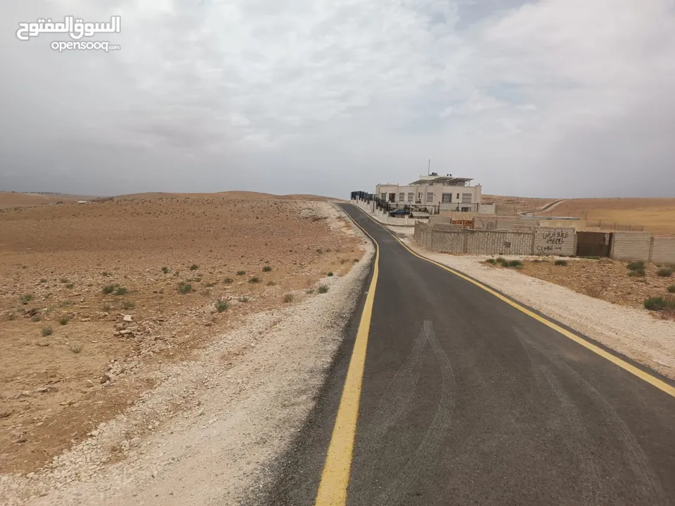 قطعة ارض مميزة للبيع في زملة العليا مقابل القصر القطري مساحة 3600م على شارعين