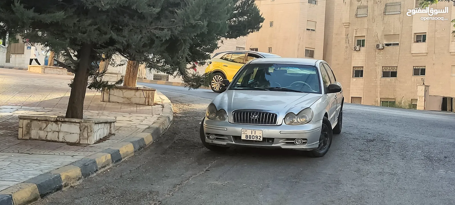 سيارة هونداي سوناتا 2002 للبيع لون سلفر