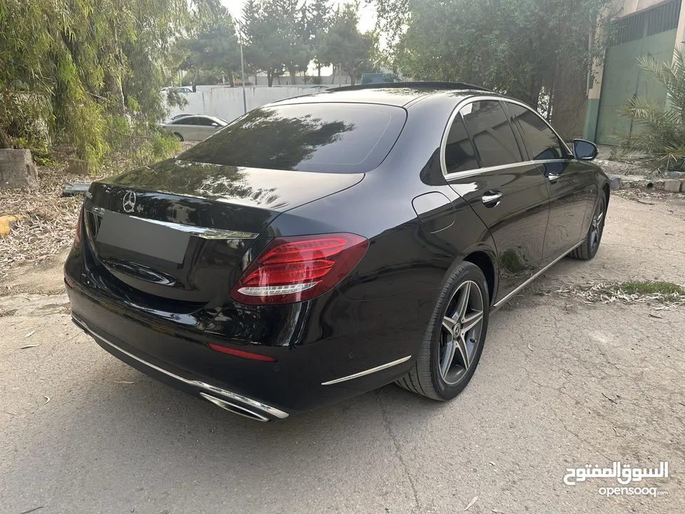 مرسيدس بنز E300e موديل 2019 أعلى صنف مواصفات خاصة بحالة الشركة للبيع