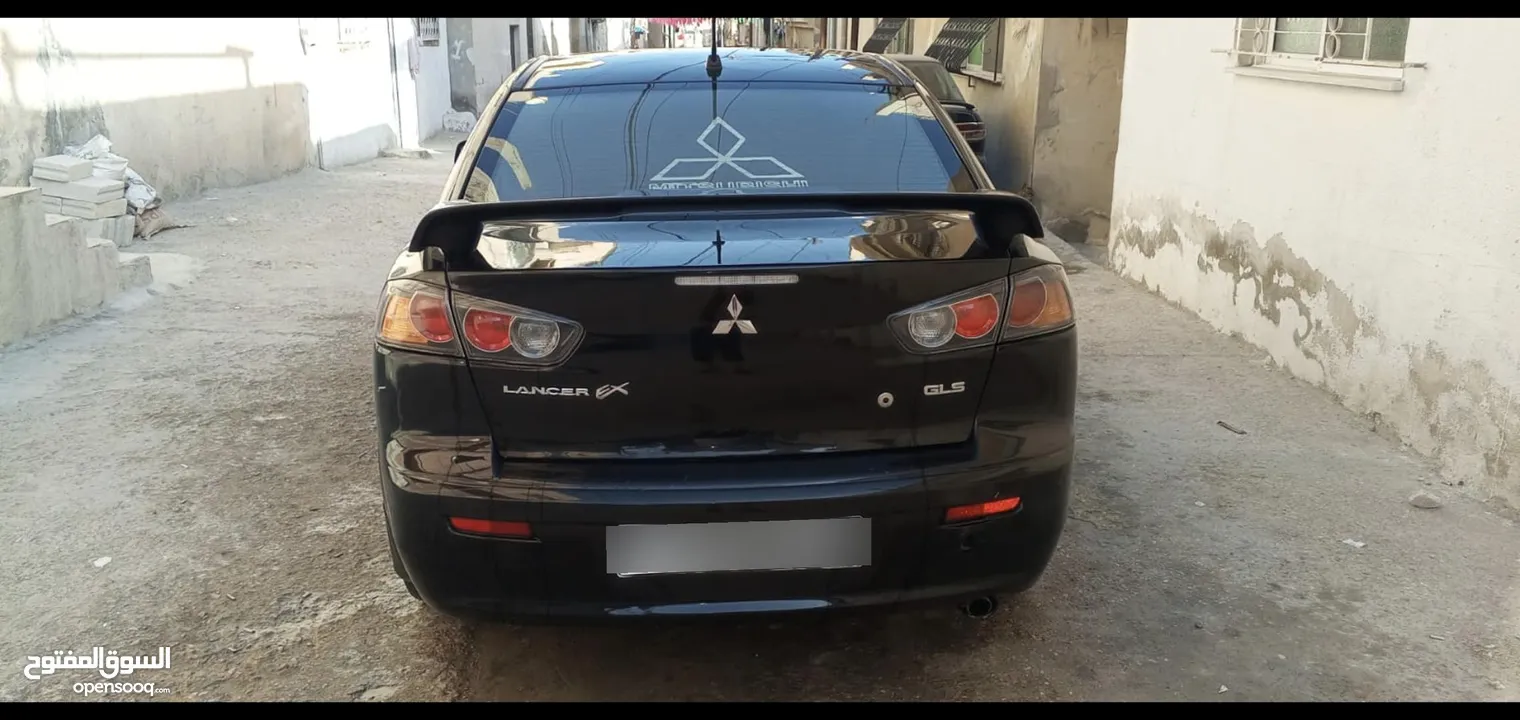 ميتسوبيشي فراشة Lancer EX