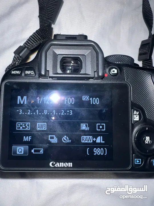 كاميرا كانون EDS100D بحالة ممتازة