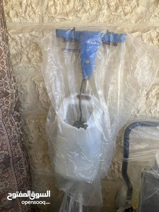 مكنسة كهربائية elsea لغسيل السياراتمستعمل بحالة الجديد استعمال قليل + مكنسة غسيل بلاط وسجاد كامل