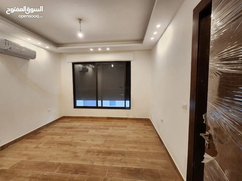 شقة نصف مفروشة للإيجار في عبدون - ref : 14583