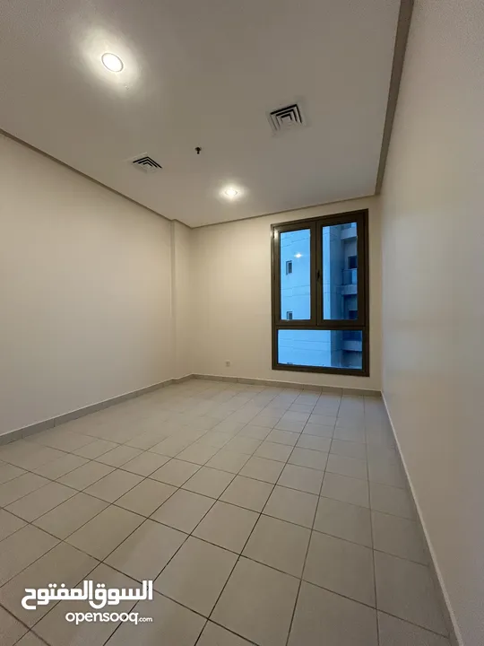 For rent spacious 2 bedrooms in salmiya