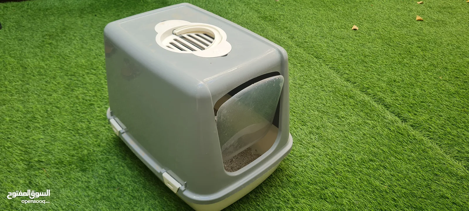 لتر بكس شبه جديد خاص بالقطط
