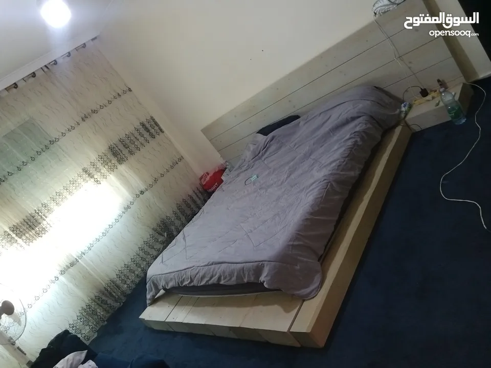 تخت مجوز كبير سويد خشب سويد تفصيل مع فرشه وسجاده 4*4 كحلي +برادي + تواليت معلق مراي بسعررر حرق