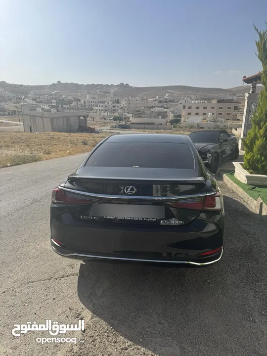 Lexus 2020 es300h