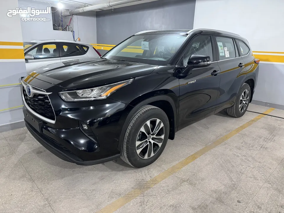 Toyota highlander gle 2023 وارد و كفالة الوكيل