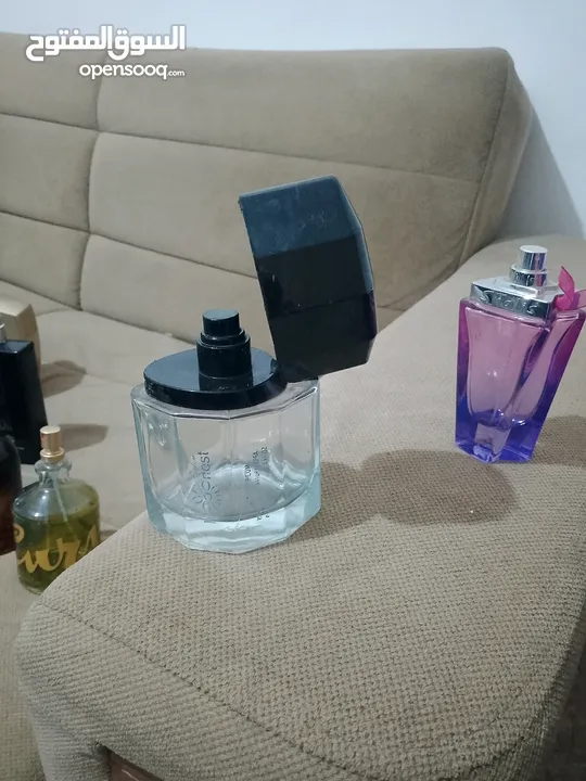زجاجات عطور فارغة 50علبة للبيع بسعر مغري