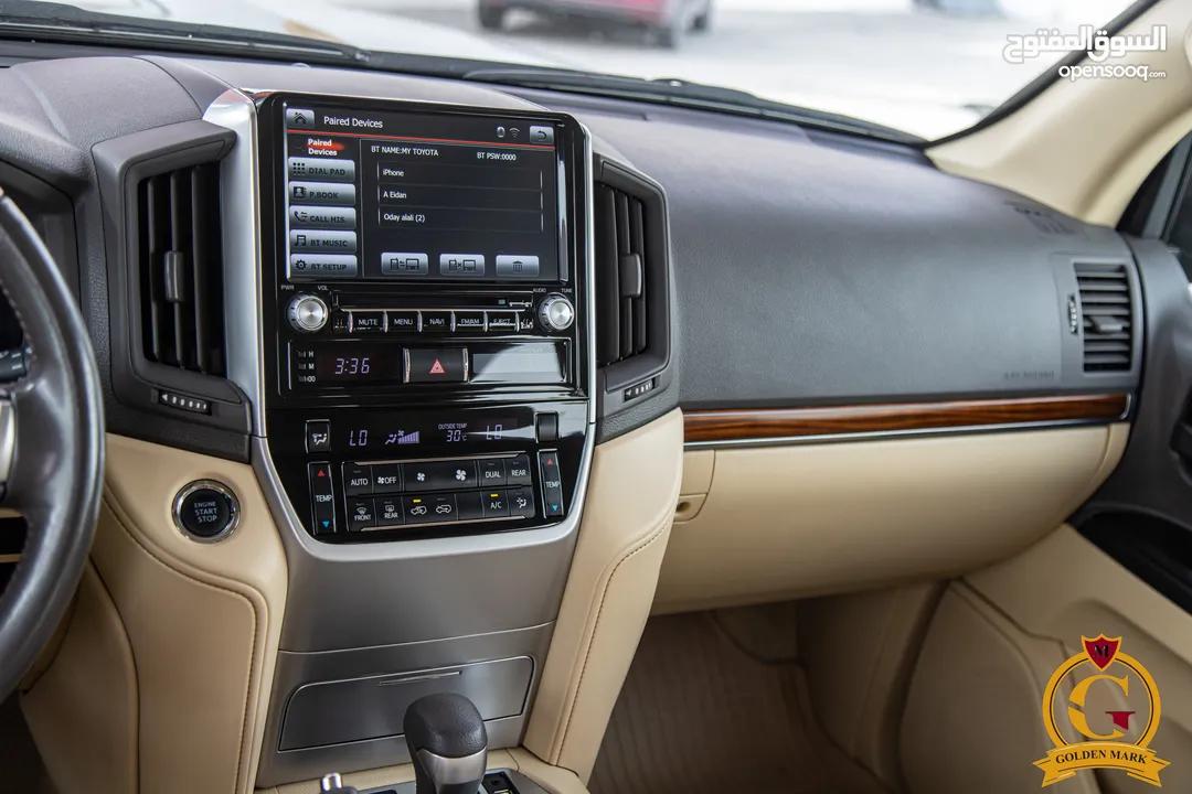 Toyota Land Cruiser 2017 Gx-r V8  السيارة بحالة الوكالة و قطعت مسافة 80,000 كم