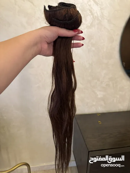 شعر طبيعي 100/100 جديد غير مستعمل (كلبسات 8 قطع ) لون بني