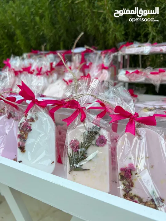 توزيعات هدايا