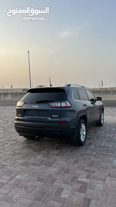 جيب شيروكي ليمتد 2019 رمادي  JEEP CHEROKEE LIMETED 2019