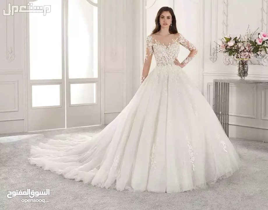 فساتين زفاف للبيع بسعر مغري