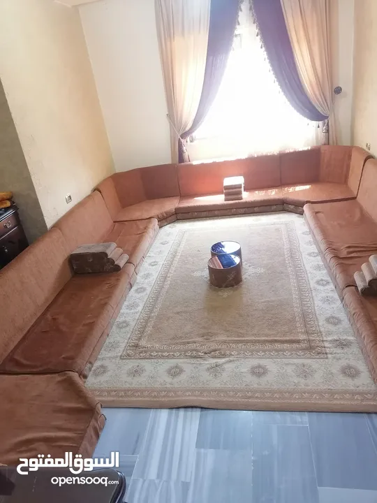 مجلس عربي كبير سعودي 16 مقعد  للبيع