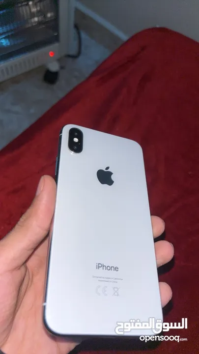ايفون اكس اس للبيع