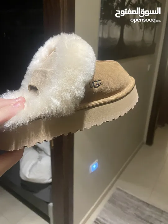 UGG disquette slippers (39, 9)