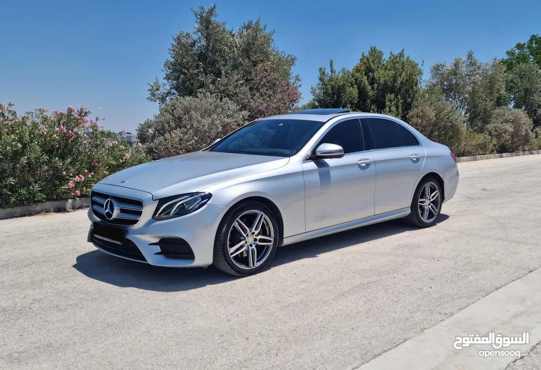Mercedes Benz E200- 2017-  AMG Full Full ++ بحالة الوكالة من جميعة