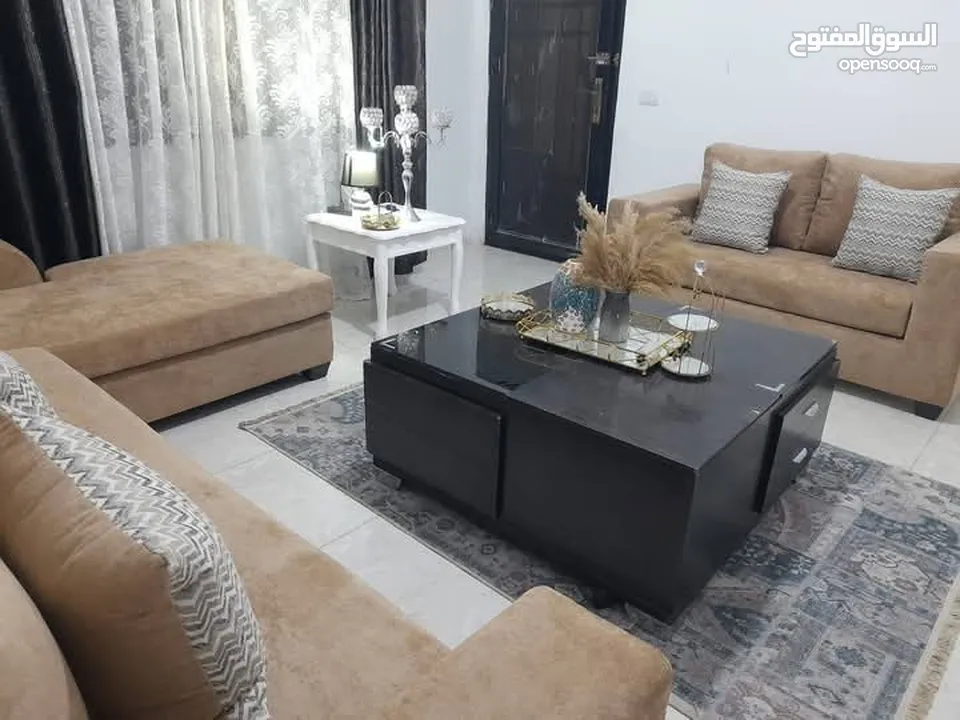 أطقم كنب وكورنرات خشب سويد ثقيل جدا اسفنج دانلوب والضهر هولو طبي الارضيات كوشوك متينه