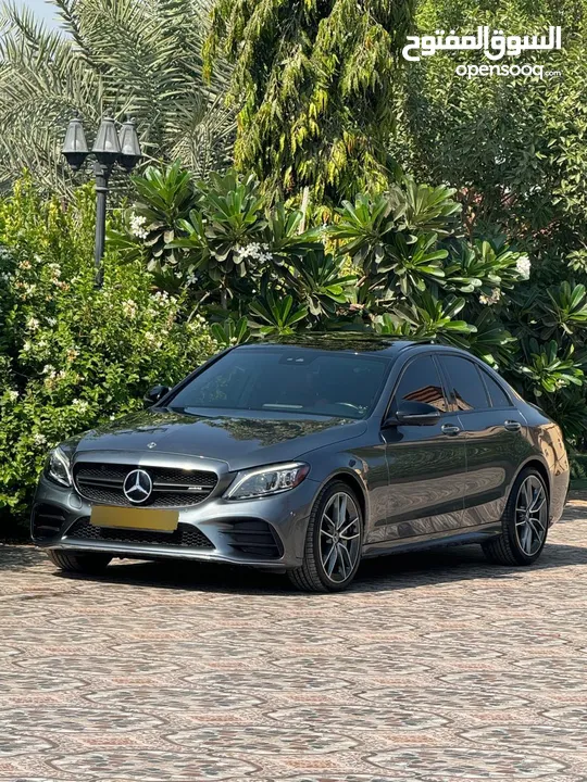 مرسيدس C43 AMG موديل 2019 فل مواصفات داخل وكالة احمر 4 كامرات