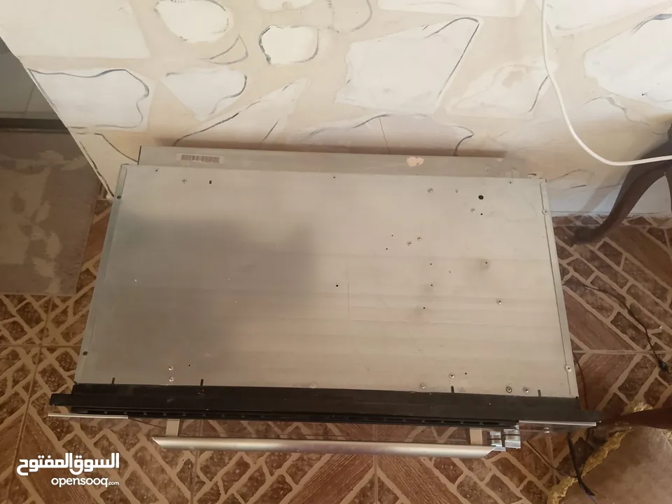فرن كهربائي إيطالي ماركة Scholtès بحالة ممتازة – حجم كبير 90 سم