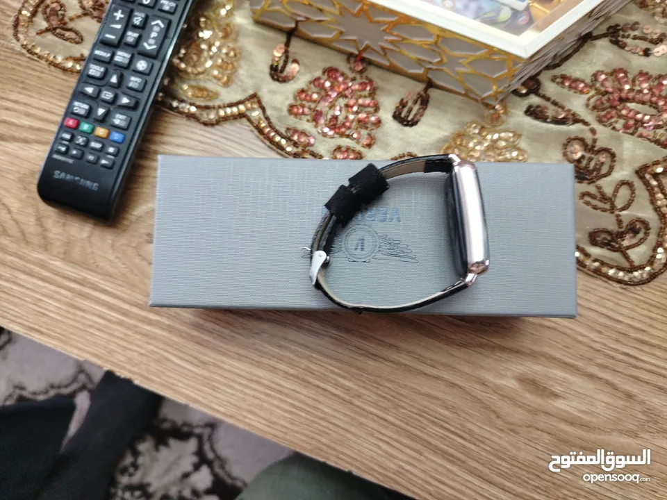 اجهزه كهرباىه مستعمله للبيع بحاله جيده والعاب