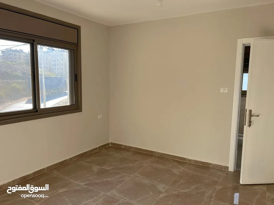 استوديو للبيع في عين مصباح قرب مقر الاذاعه والتلفزيون