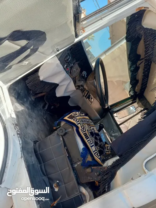 قلاب البي (LB)
