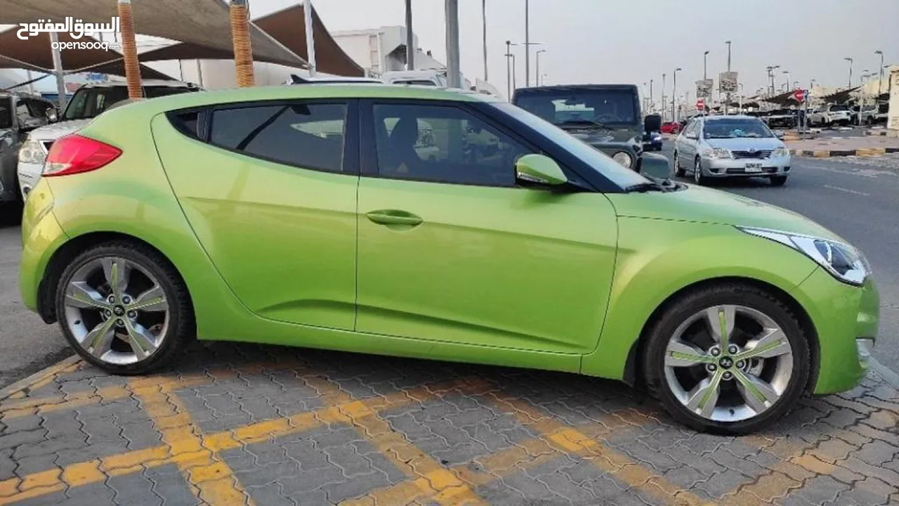 Hyundai Veloster FULL OPTION GCC 2015 panorama