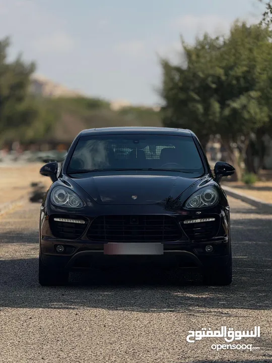 Porsche Cayenne S V8 2011 GCC ( Turbo Kit )