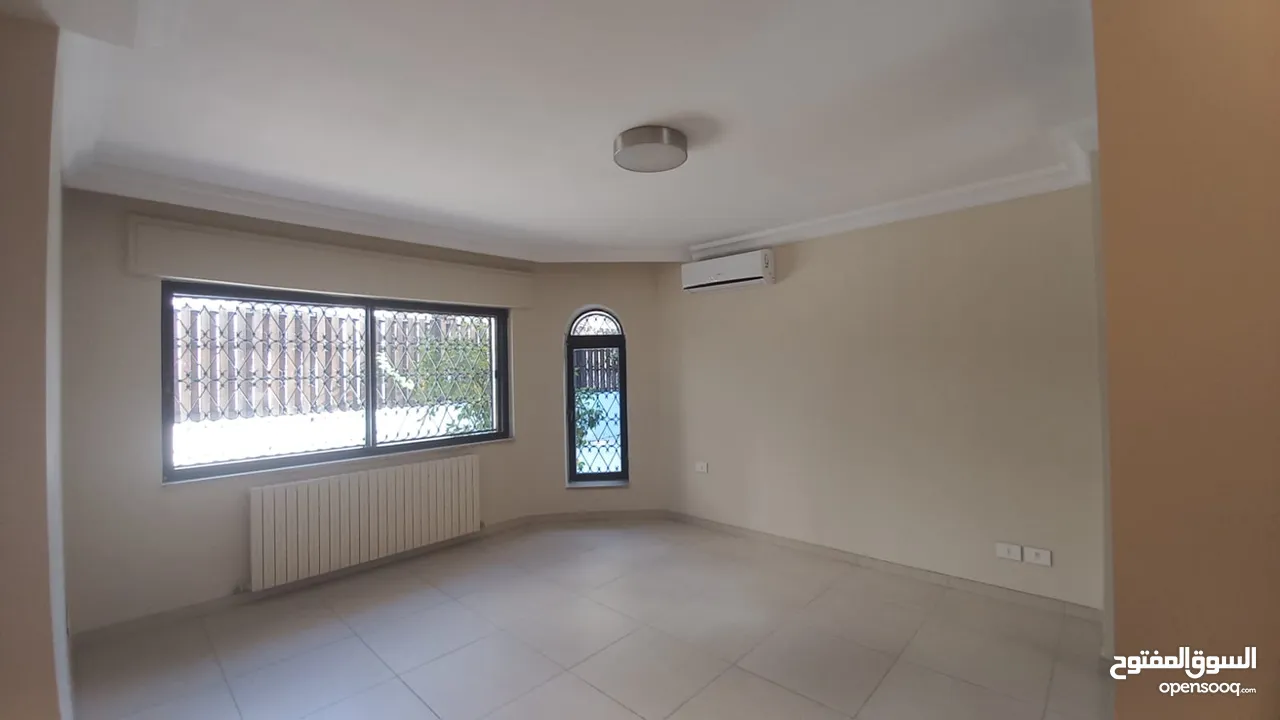 Wonderful apartment with garden for rent ( Property 39910 )-174787505