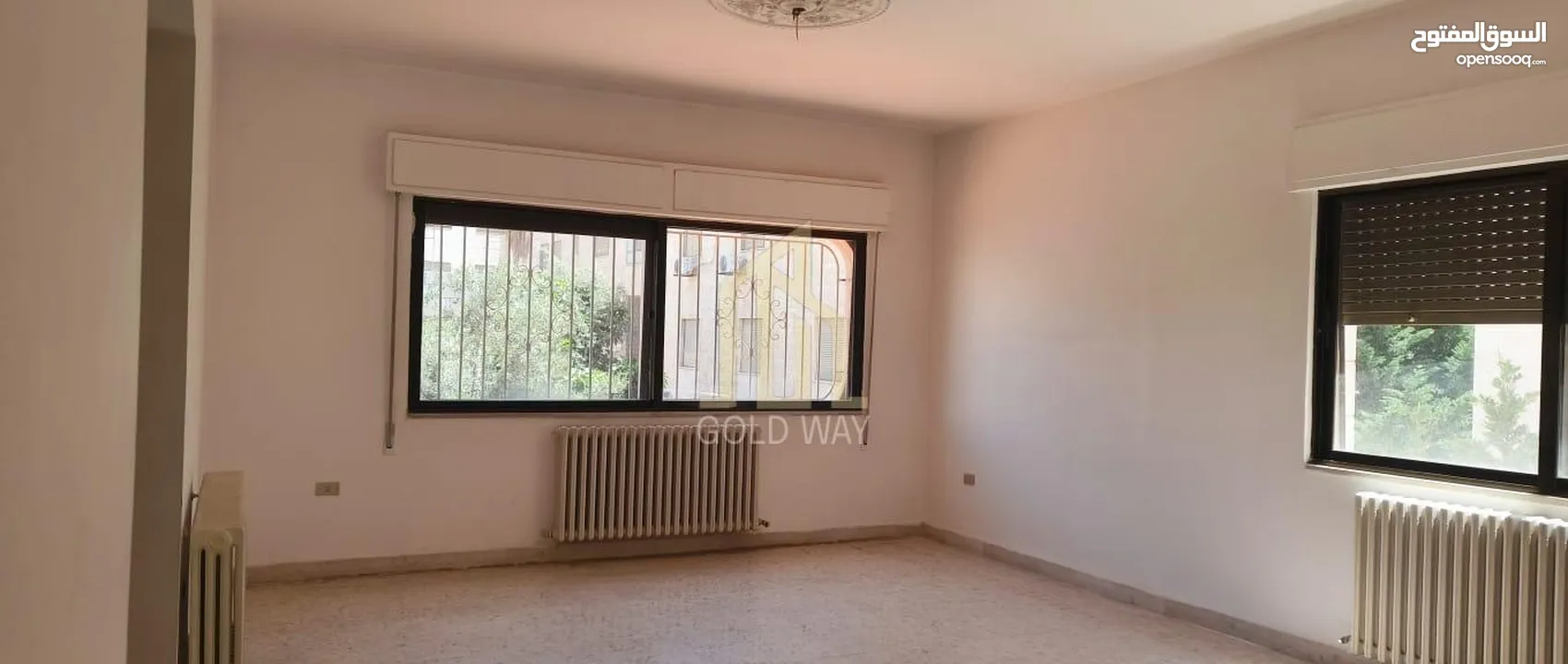 في أرقى مناطق الشميساني شقة مميزة طابق أول 180م بسعر مميز / ref 9505