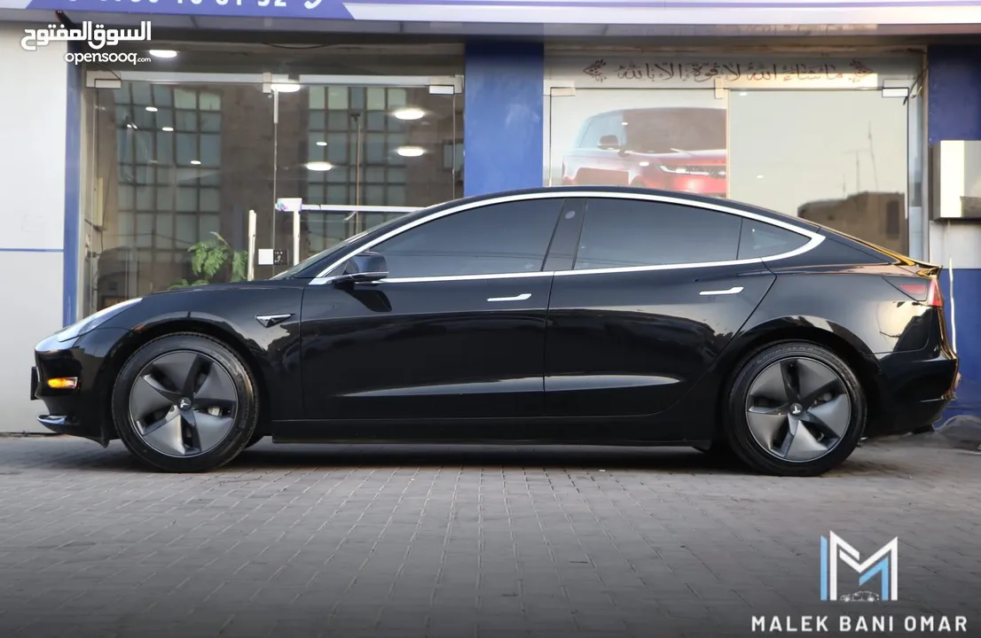 Tesla model 3 mid range 2018