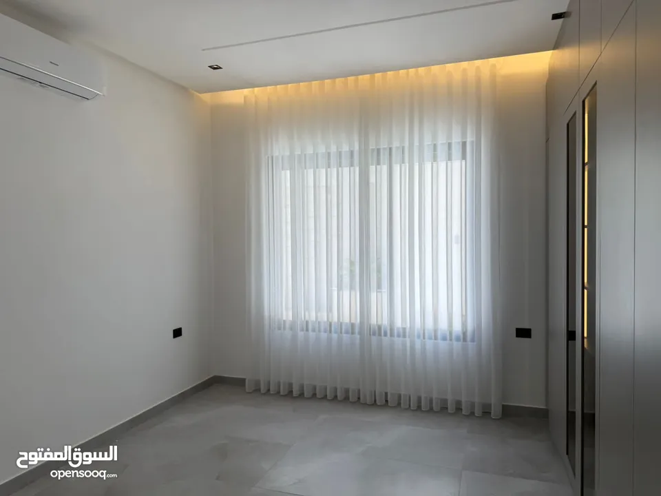 شقة شبه مفروشة للإيجار في عبدون ( Property 38508 )-175064043