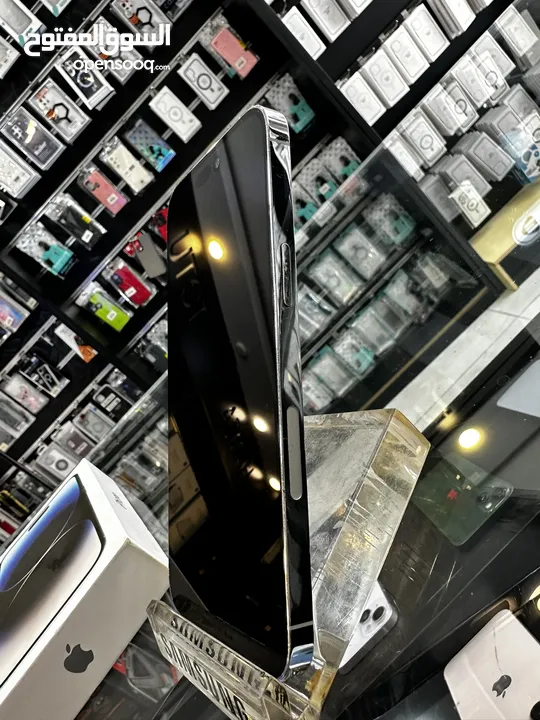 iPhone 14 Pro Max 256GB بطارية 87% وكالة الجهاز مش مفتوح ولا مغير فيه اشي الجهاز مكفول متوفر توصيل