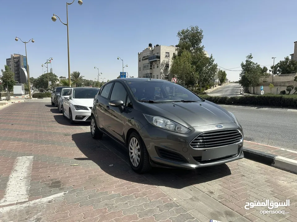 فورد فيستا اتوماتيك 2017 كاش او دفعة وشكات
