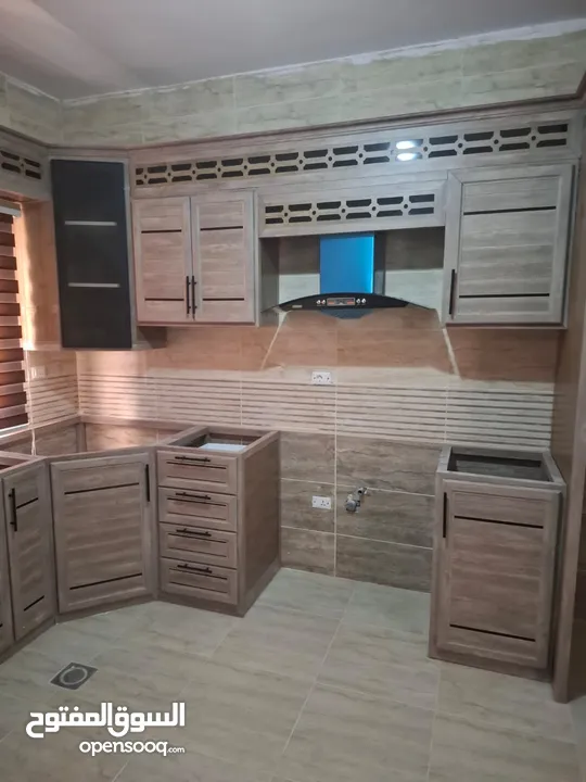 مطابخ بأفضل الاسعار والإكسسوارات الايطاليه والتقسيم الهندسي بأفضل التصاميم والديكورات الحديثة
