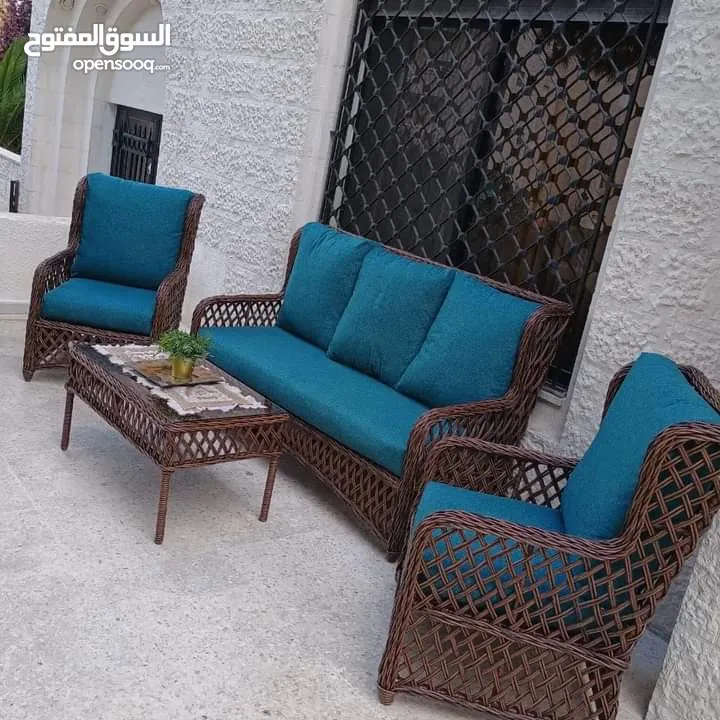 أطقم رتان وكراسي مطاعم