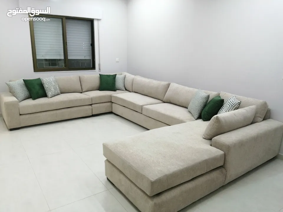 تنجيد جميع انواع الكنب والجلسات العربيه والخليجيه  وصيانه الكنب داخل المنزل