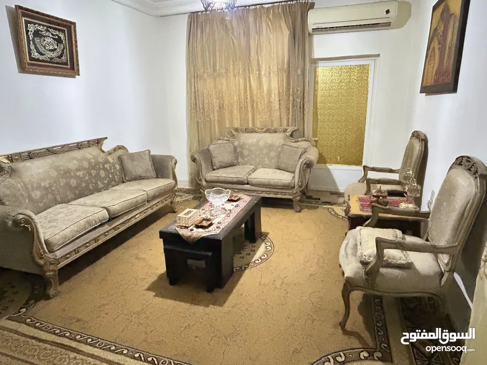طقم كنب لغرفة ضيوف خشب زان 7 مقاعد