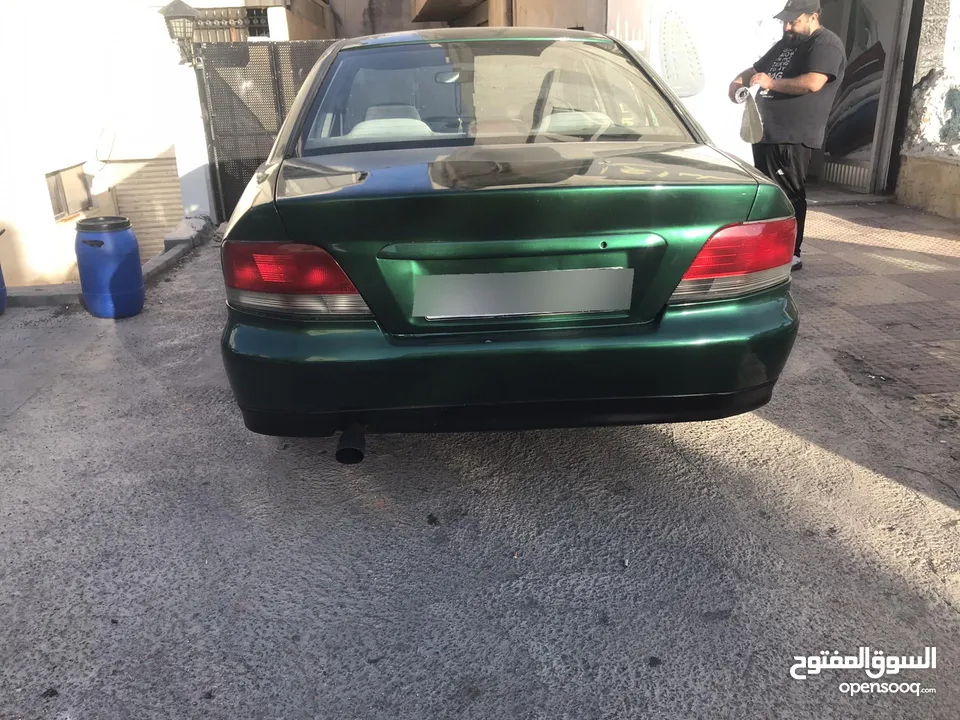 جلنت ثنين جيد السياره صله على النابي ولا في خربوش لا البيع 3300