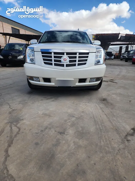 كاش أو اقساط من المالك كاديلاك اسكاليد 2011 VIP PLATINUM XL مميزه جدا 6.2cc