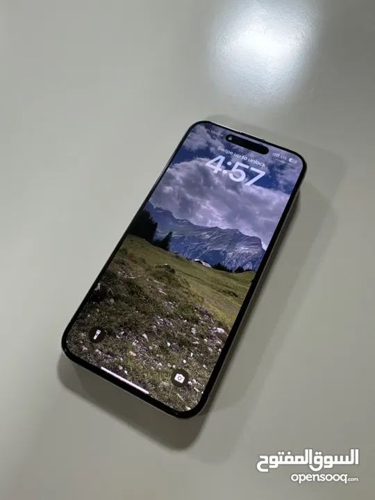 آيفون 15 برو ماكس 256 حالة وكالة لا يوجد خدش  iPhone 15 pro max 256GB