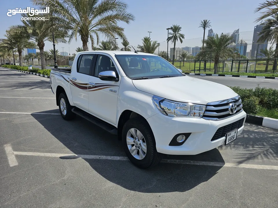 Toyota Hilux 2019 GLX 4x4 Petrol 2.7 Automatic