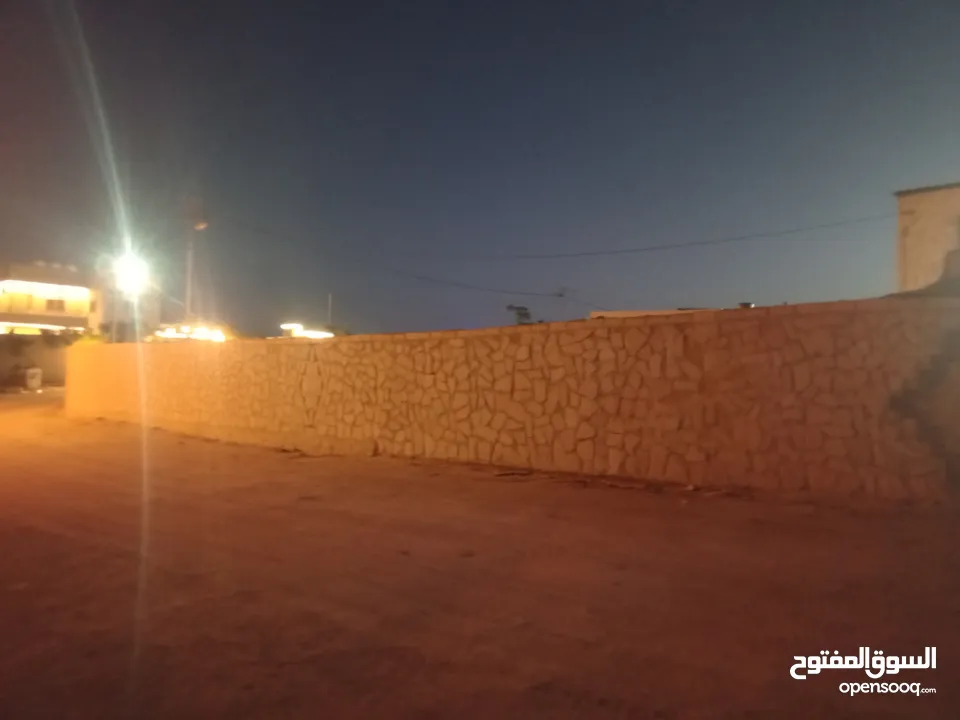معمل اجبان أو مخللات