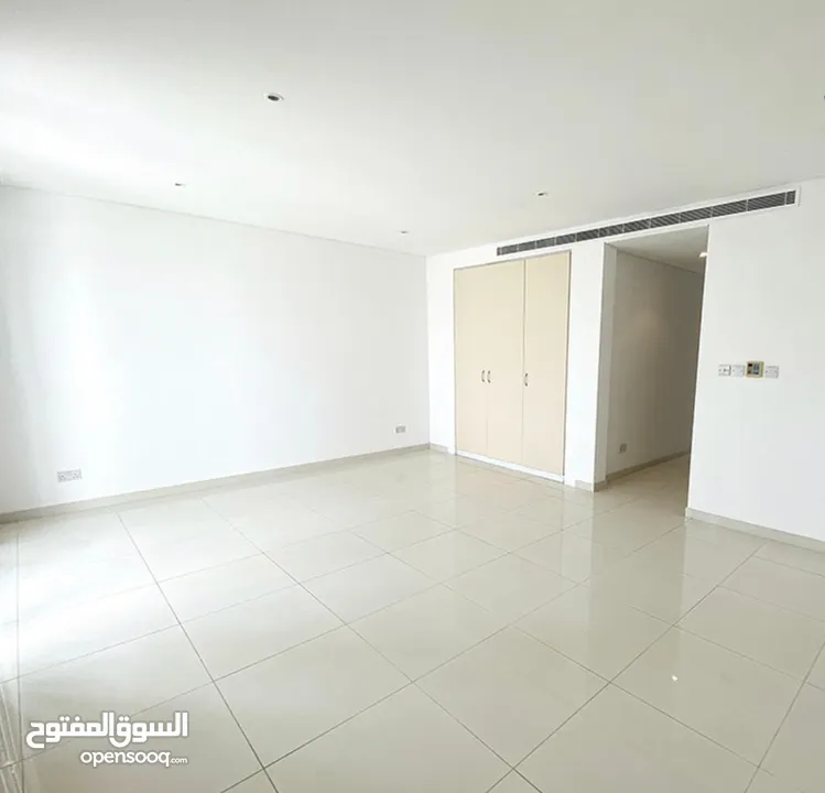 Luxury town house for rent in almouj 3bedroom