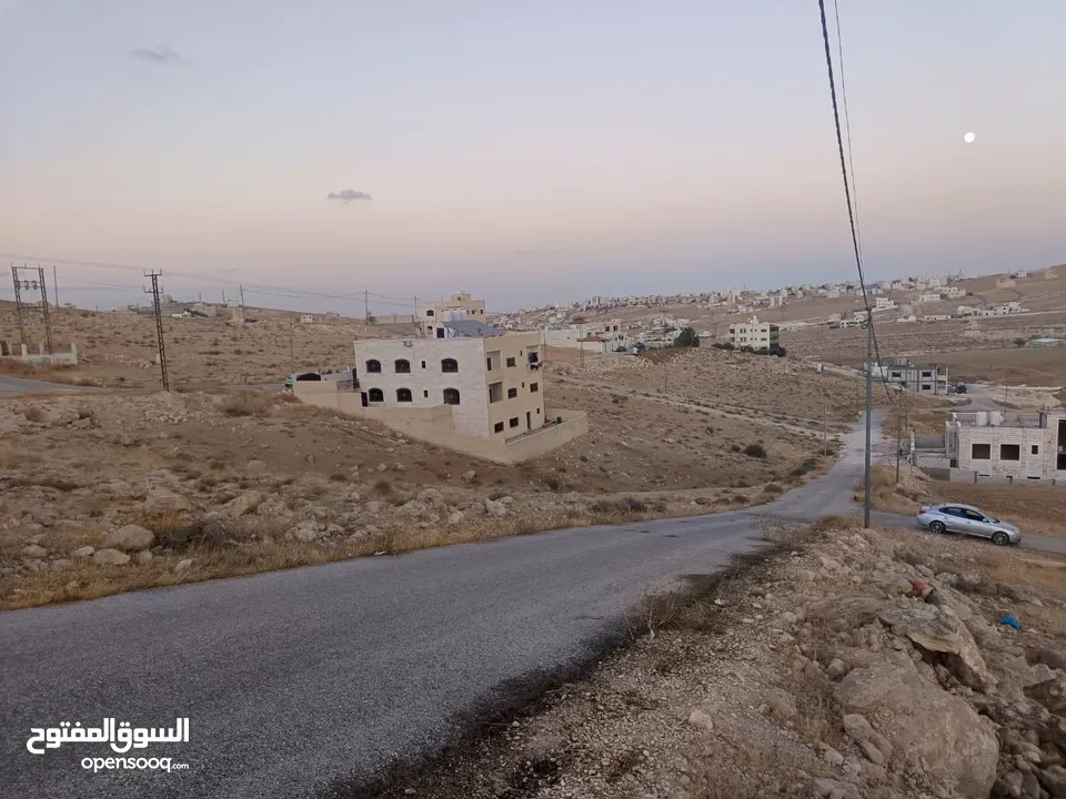 قطعة ارض مميزة جدا في ضاحية المدينة