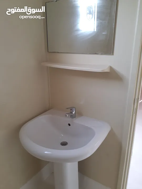 Refurbished cement board portacabin two room two toilet